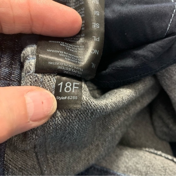 Khul Women’s Thermik Short Jeans - Picture 8 of 8